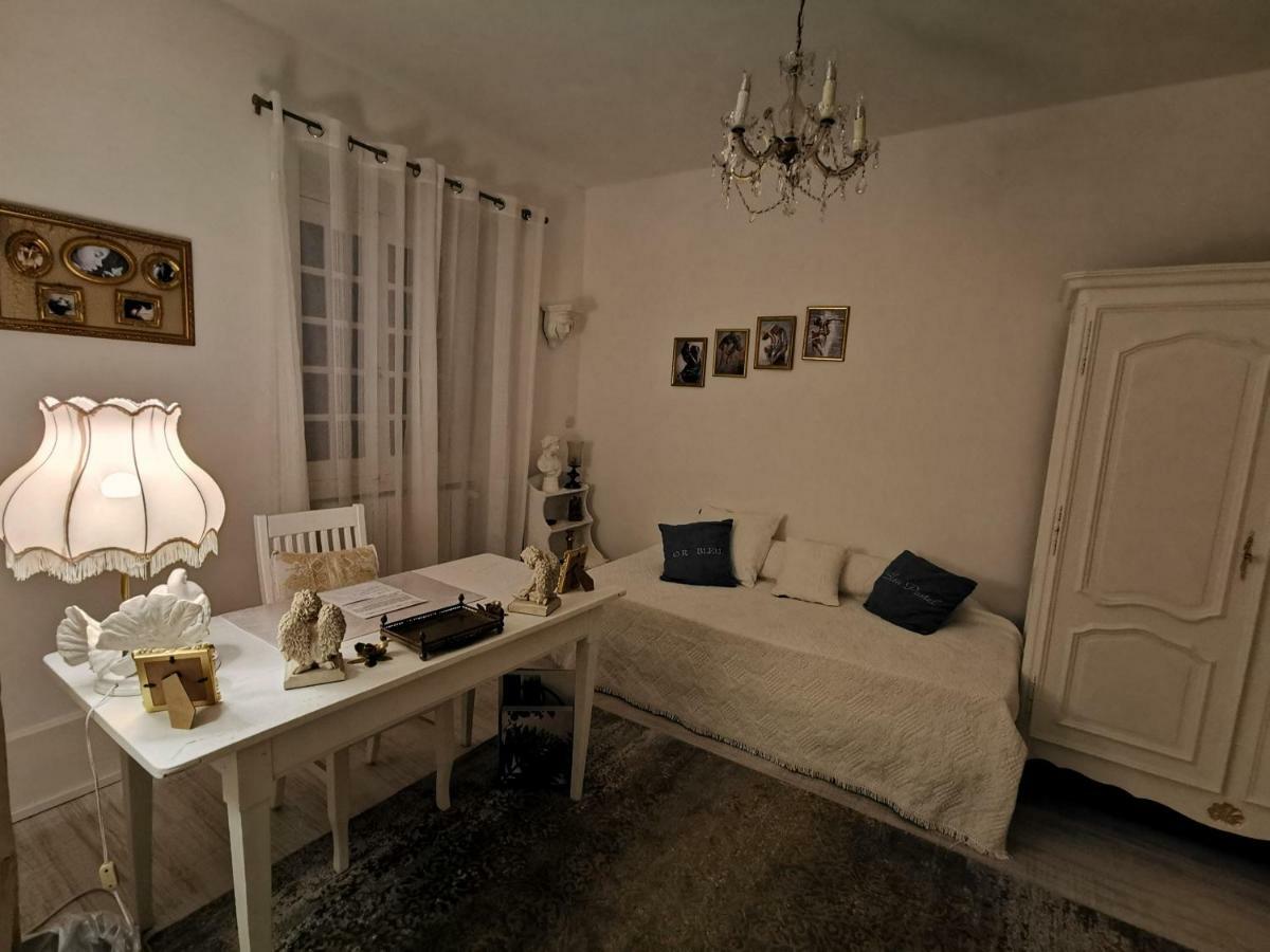 Chateau De Verdalle エクステリア 写真